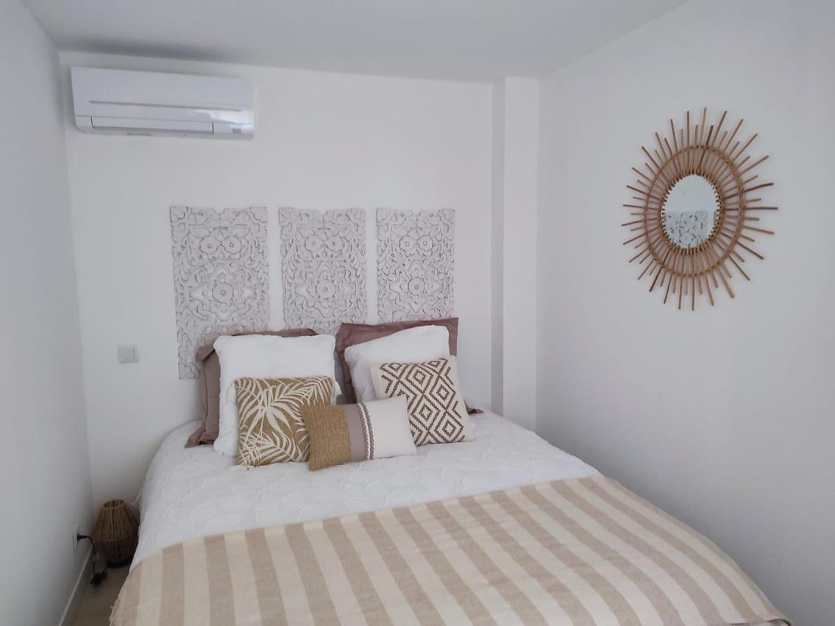 Magnifique Appartement 2 Chambres Avec 50 M2 De Jardin Privatif Ла-Кро Экстерьер фото